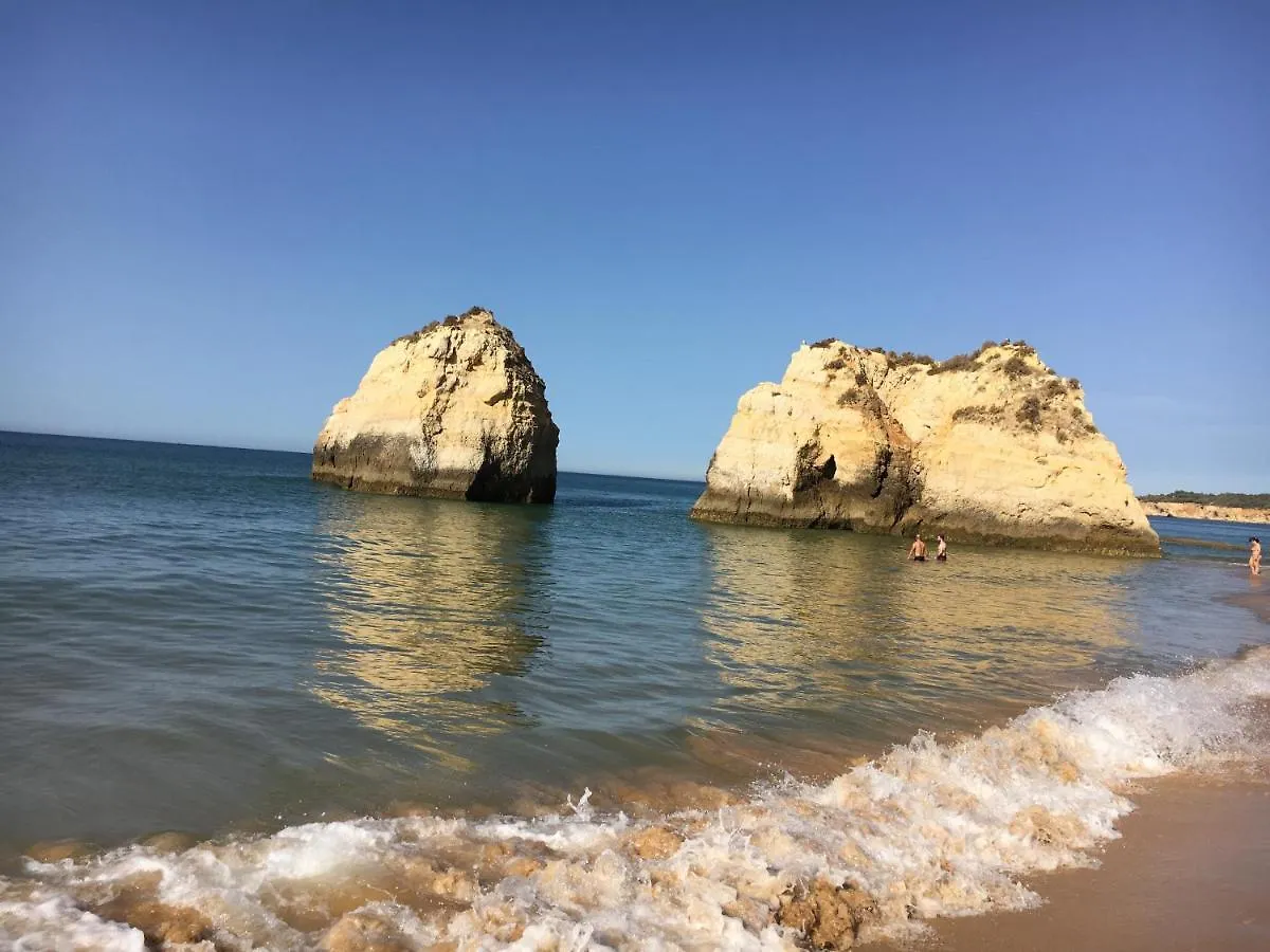 Apartamento T1 Com Piscina E Vista Mar - Praia Da Rocha Portimao