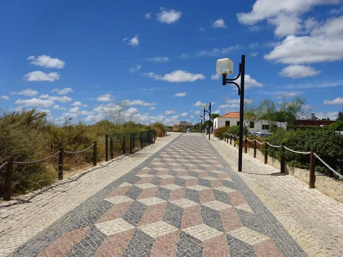 Apartamento T1 Com Piscina E Vista Mar - Praia Da Rocha Portimao